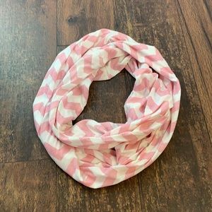 Women’s scarf